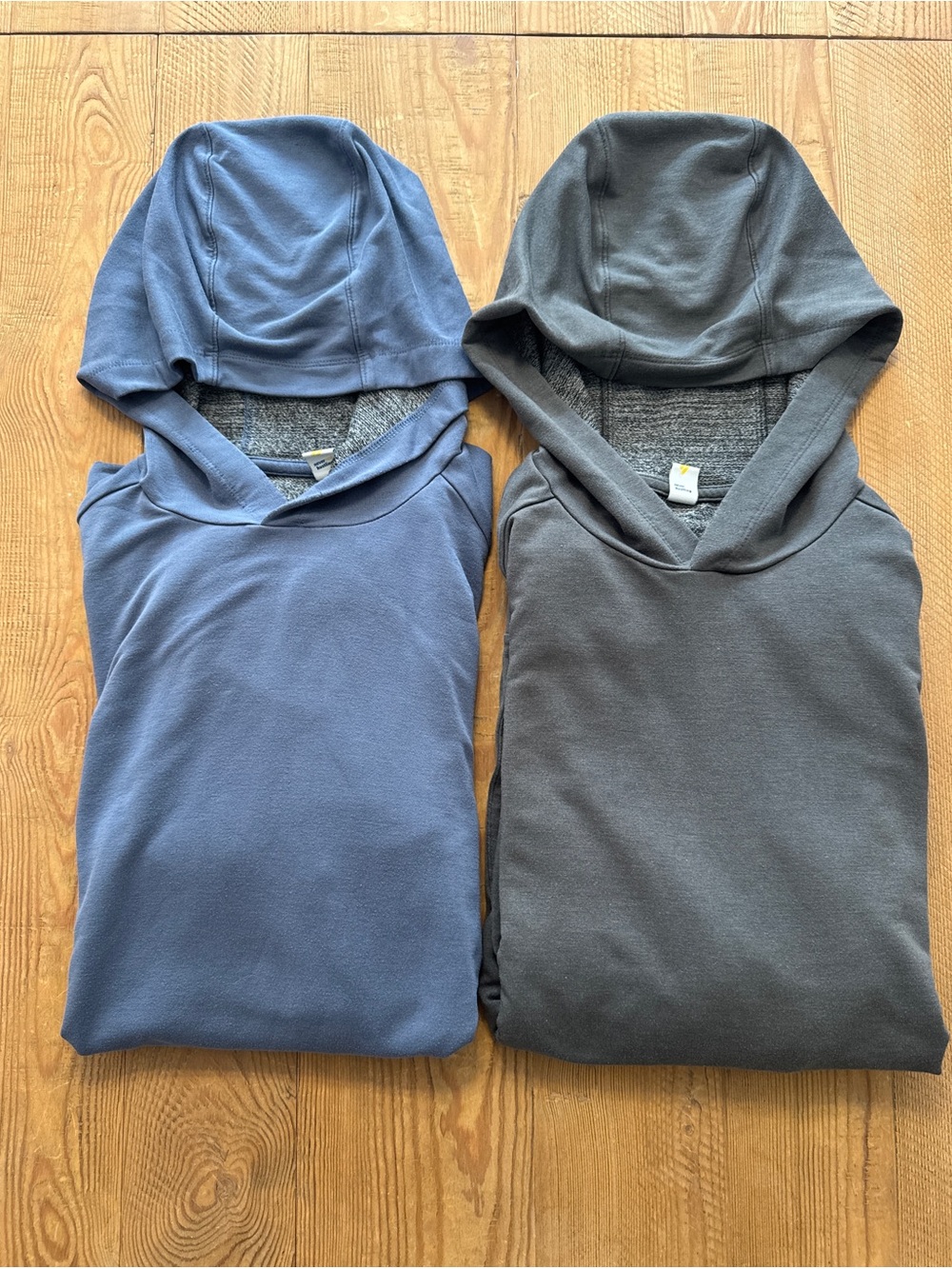 Men’s Old Navy Go-Dry Active Hooded Sweatshirts Bundle - Large - Blue and Gray